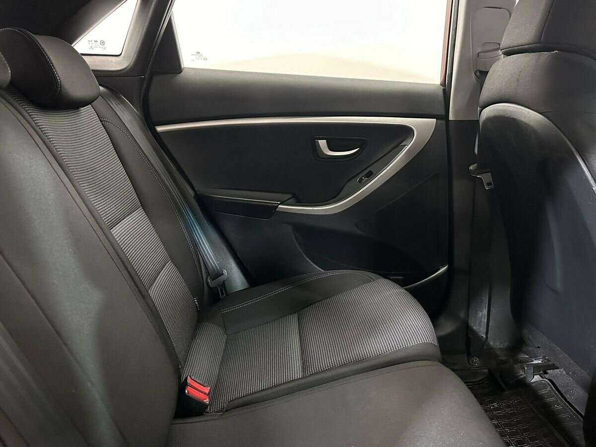 Hyundai i30 б/у, 2012, Автоматическая. Фото: #10