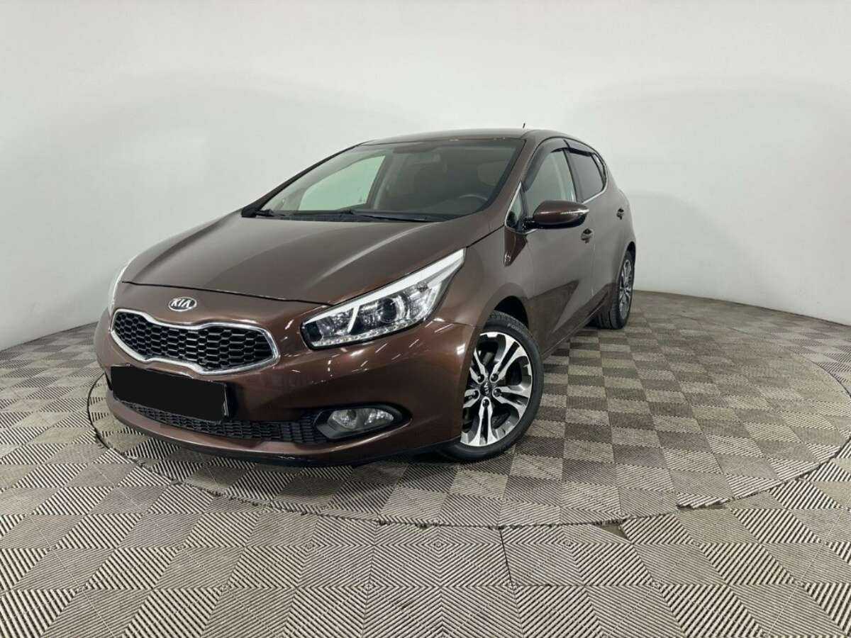 Kia Ceed б/у, 2014, Автоматическая. Фото: #0