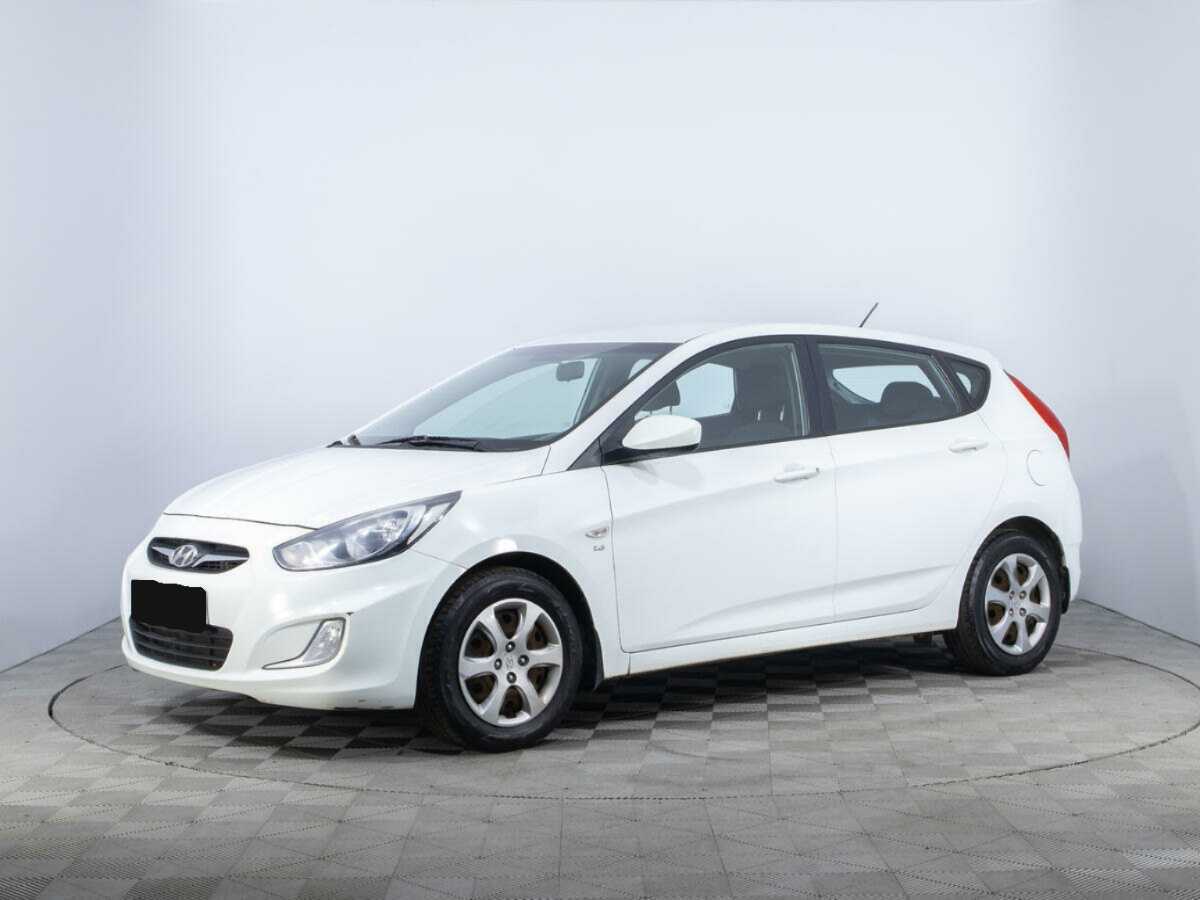 Hyundai Solaris б/у, 2014, Автоматическая. Фото: #0