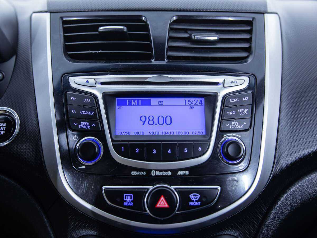 Hyundai Solaris б/у, 2012, Автоматическая. Фото: #15
