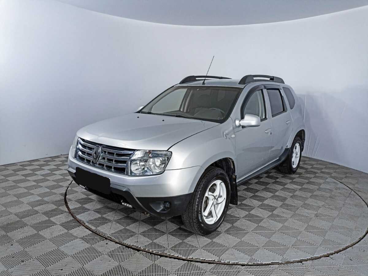Renault Duster б/у, 2012, Механическая. Фото: #0