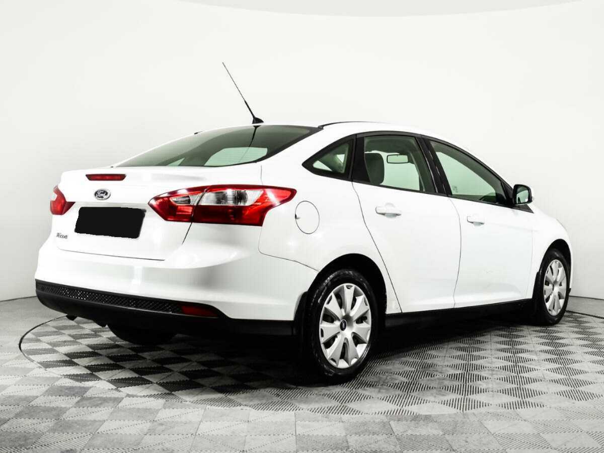 Ford Focus б/у, 2012, Механическая. Фото: #3
