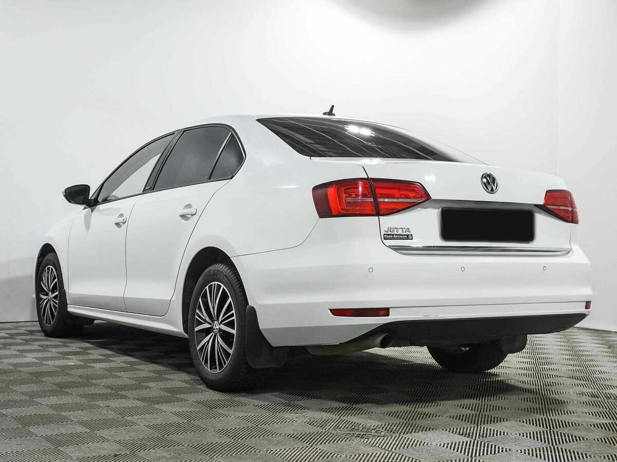 Volkswagen Jetta б/у, 2016, Автоматическая. Фото: #4