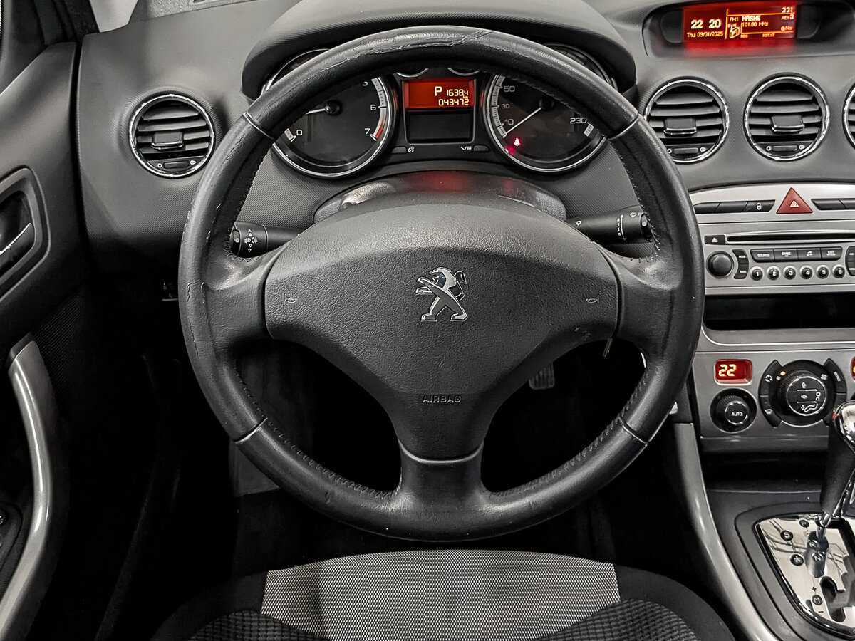 Peugeot 308 б/у, 2012, Автоматическая. Фото: #18