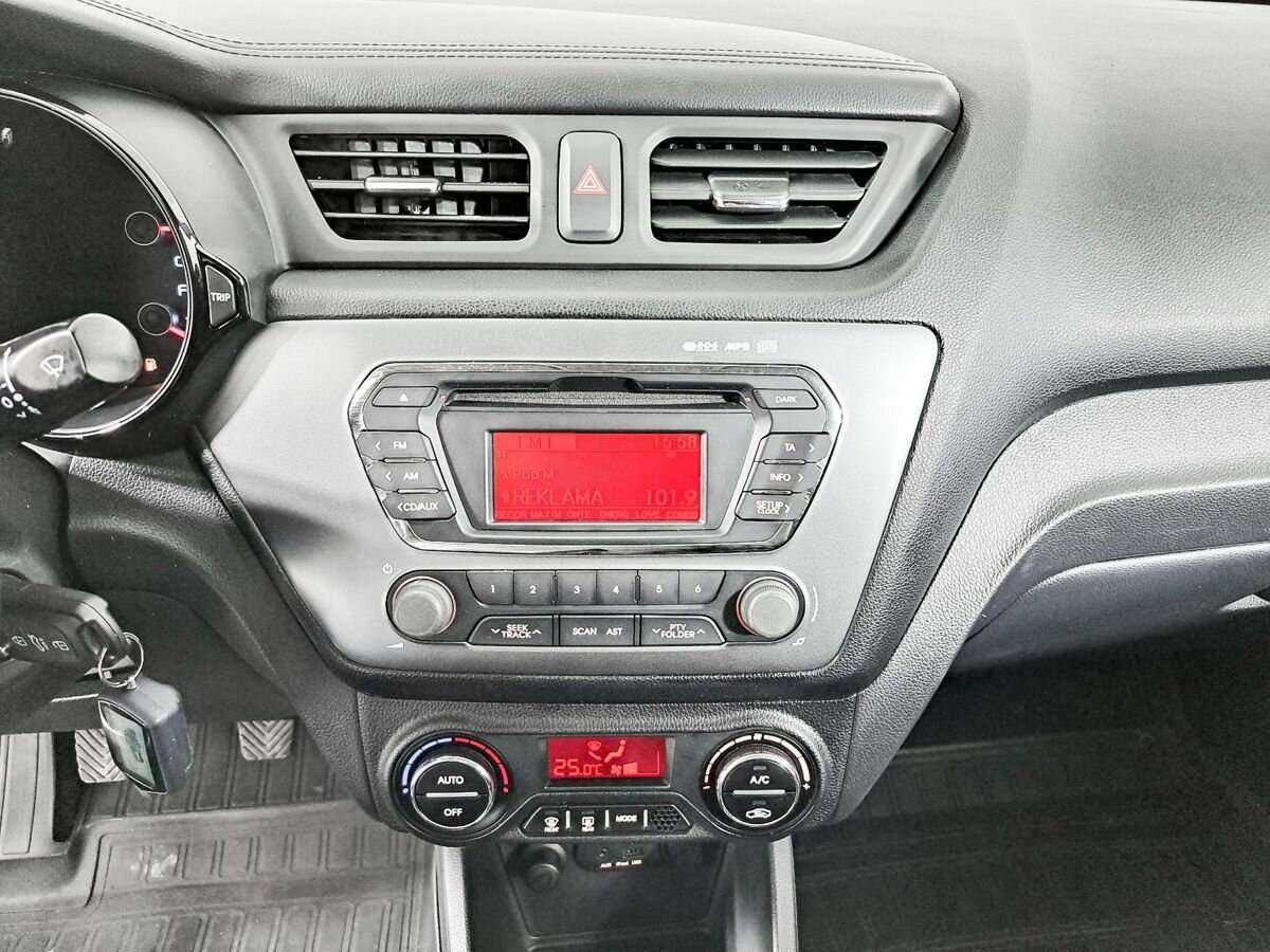 Kia Rio б/у, 2013, Механическая. Фото: #12