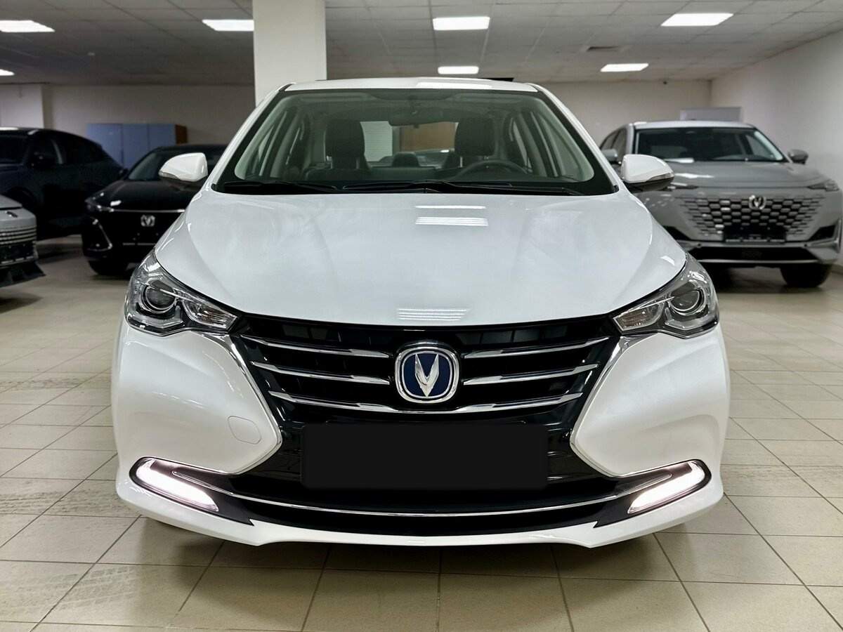 Changan Alsvin б/у, 2023, Роботизированная. Посмотреть фото