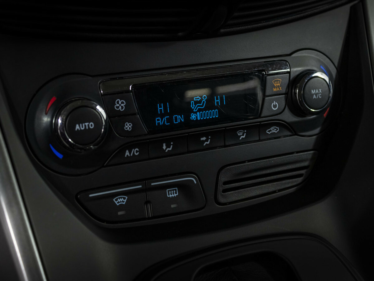 Ford Kuga б/у, 2015, Автоматическая. Фото: #12