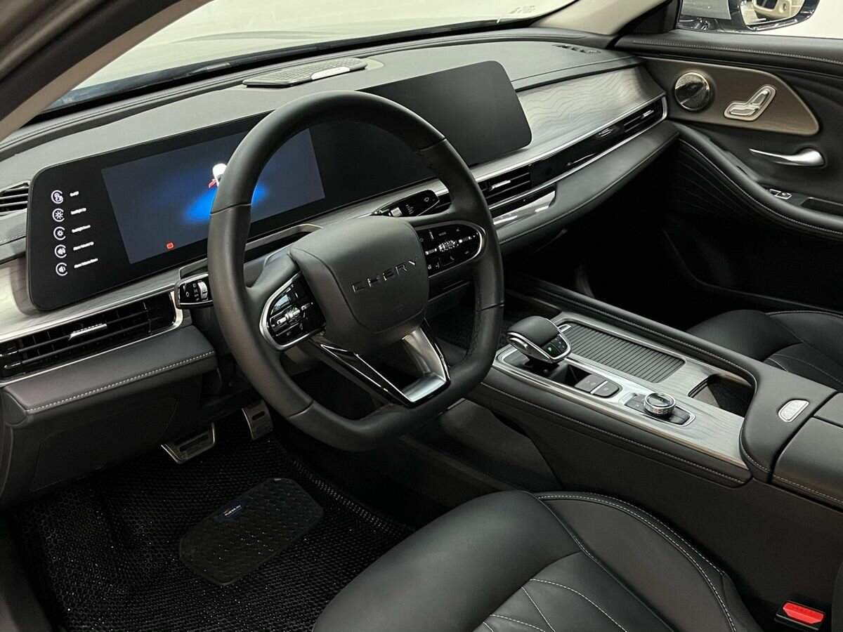 Chery Arrizo 8 б/у, 2024, Роботизированная. Фото: #3