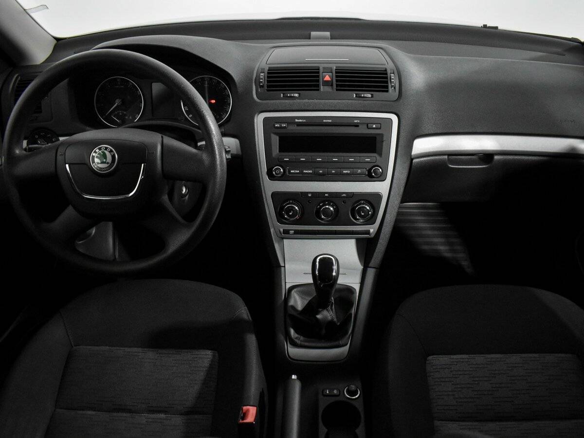 Skoda Octavia б/у, 2013, Механическая. Фото: #12
