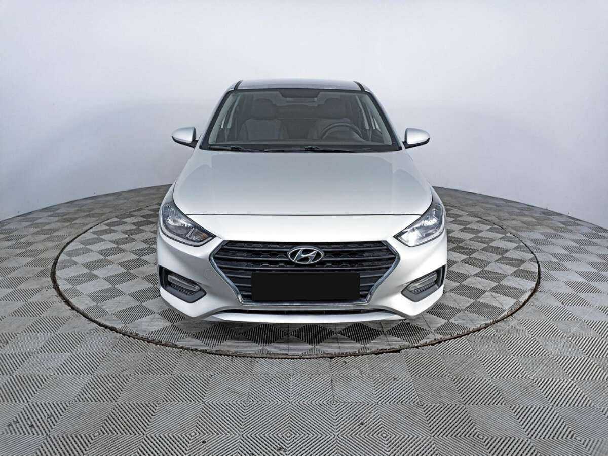 Hyundai Solaris б/у, 2017, Автоматическая. Фото: #1