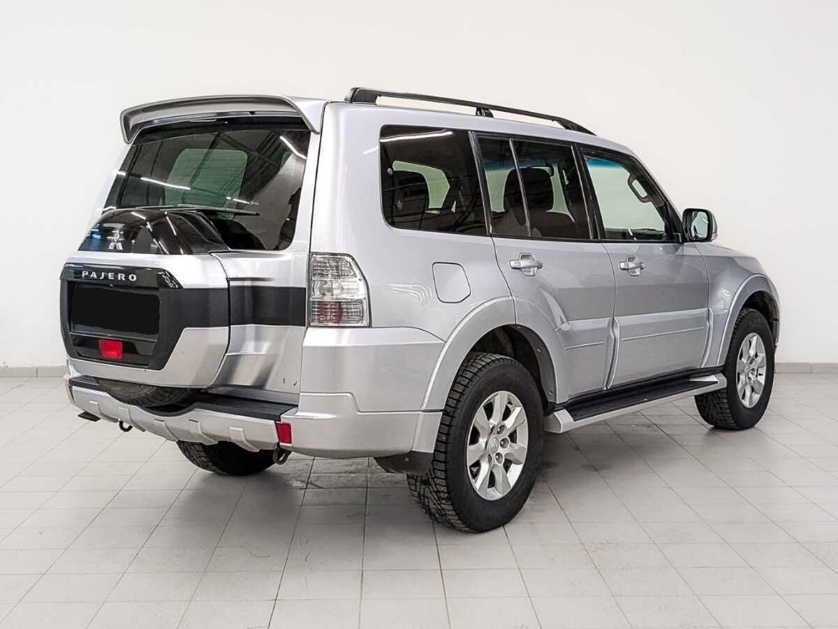 Mitsubishi Pajero б/у, 2014, Автоматическая. Фото: #4