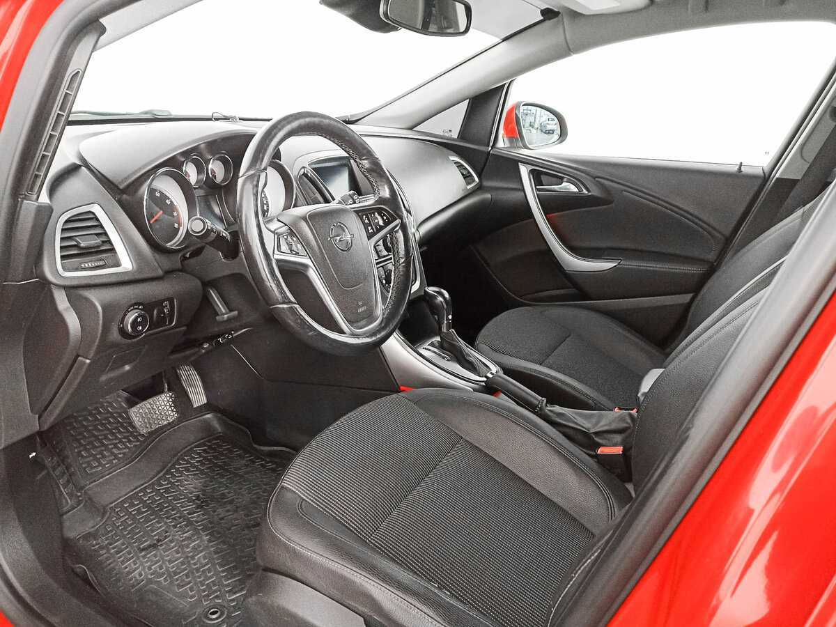 Opel Astra б/у, 2012, Автоматическая. Фото: #11