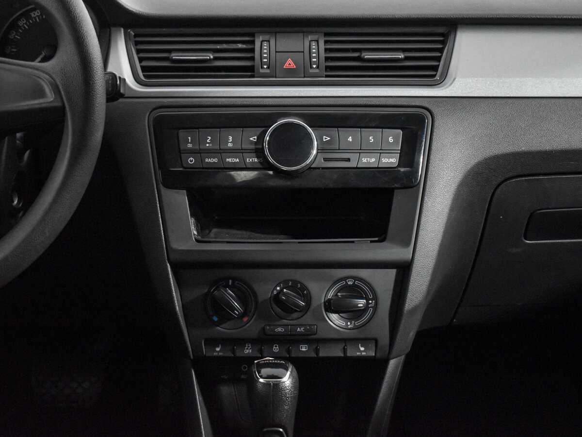 Skoda Rapid б/у, 2017, Автоматическая. Фото: #11