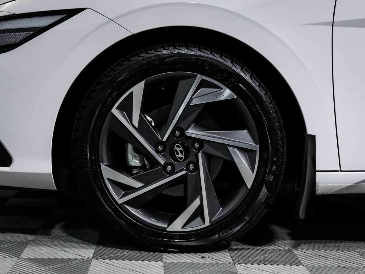 Hyundai Elantra б/у, 2023, Вариатор. Фото: #13