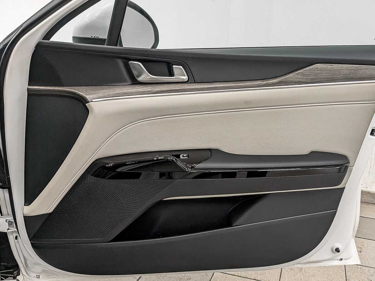 Kia K5 б/у, 2022, Автоматическая. Фото: #23