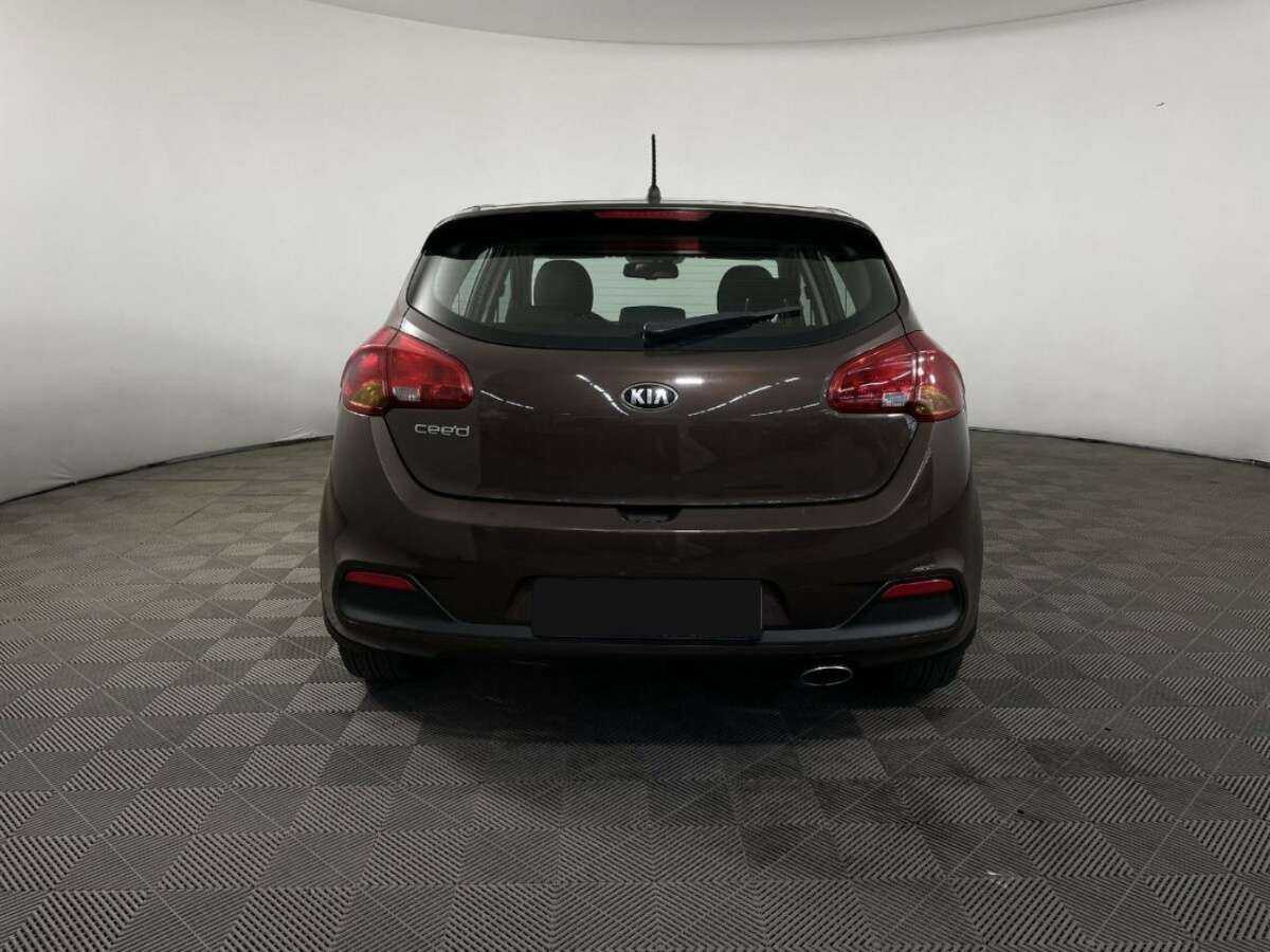 Kia Ceed б/у, 2013, Автоматическая. Фото: #2