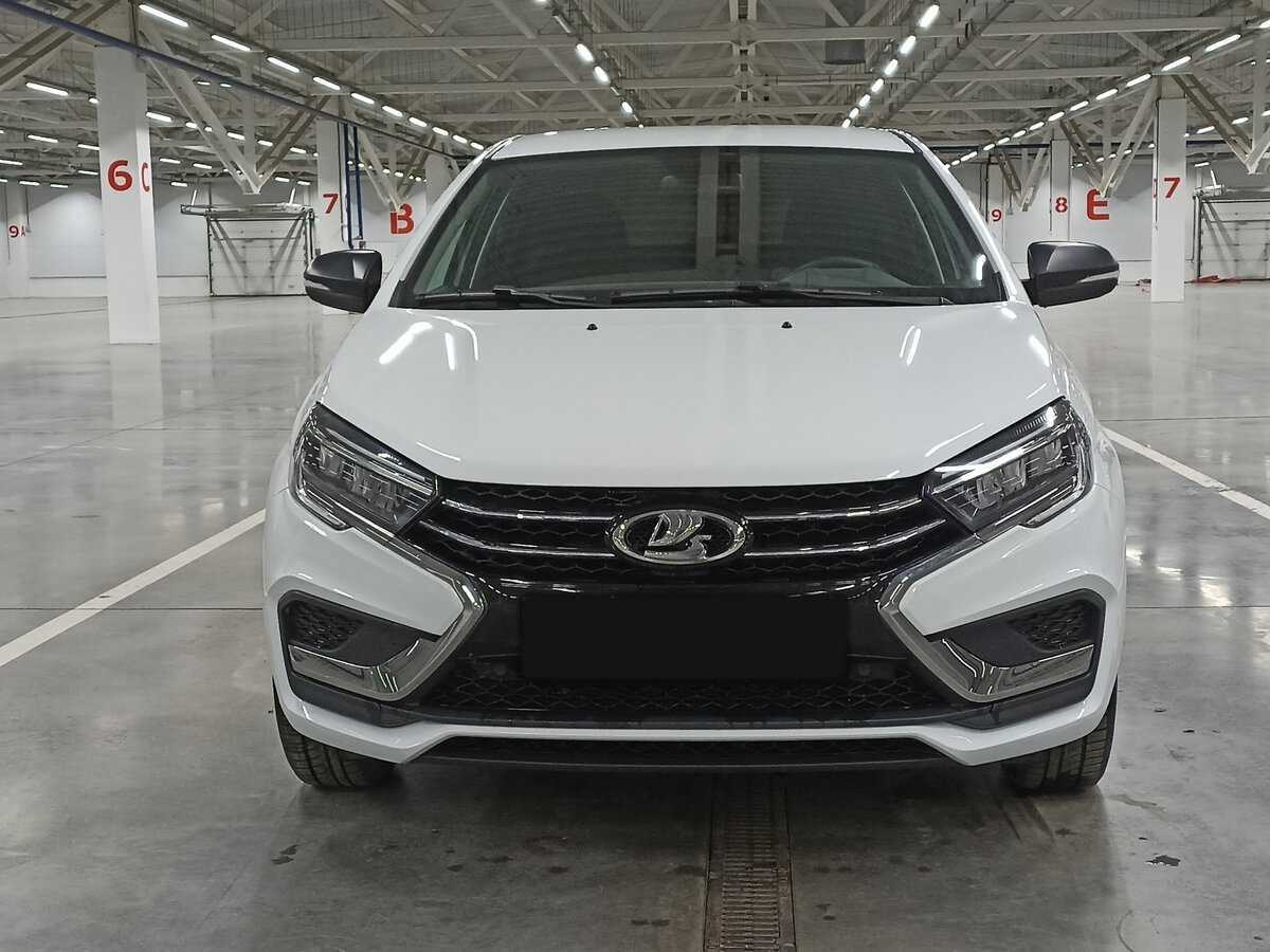 Lada (ВАЗ) Vesta б/у, 2024, Механическая. Фото: #1