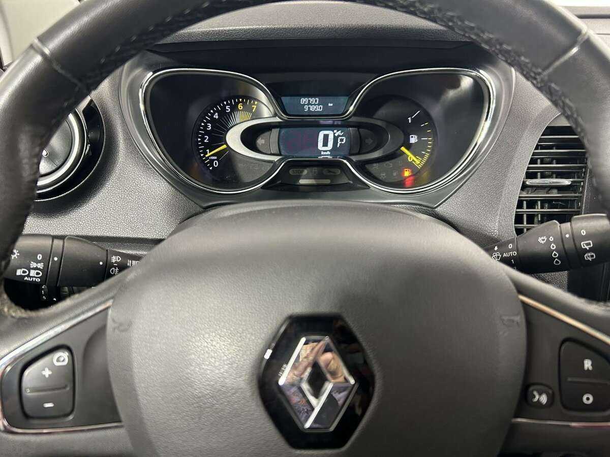 Renault Kaptur б/у, 2017, Вариатор. Фото: #10
