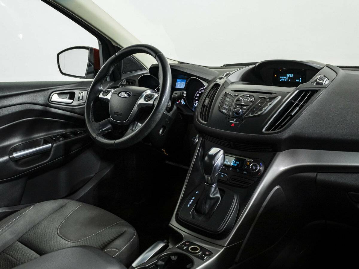 Ford Kuga б/у, 2015, Автоматическая. Фото: #7