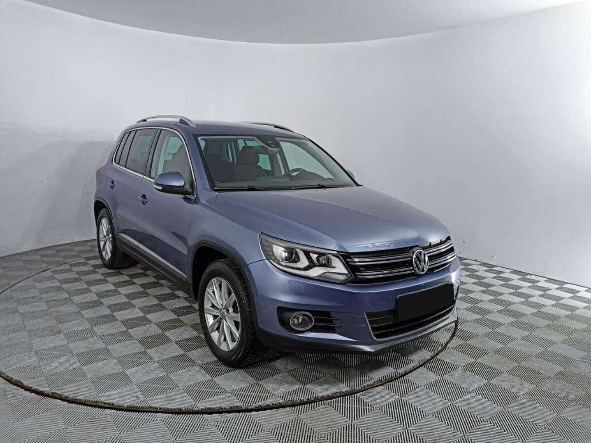Volkswagen Tiguan б/у, 2013, Роботизированная. Фото: #2