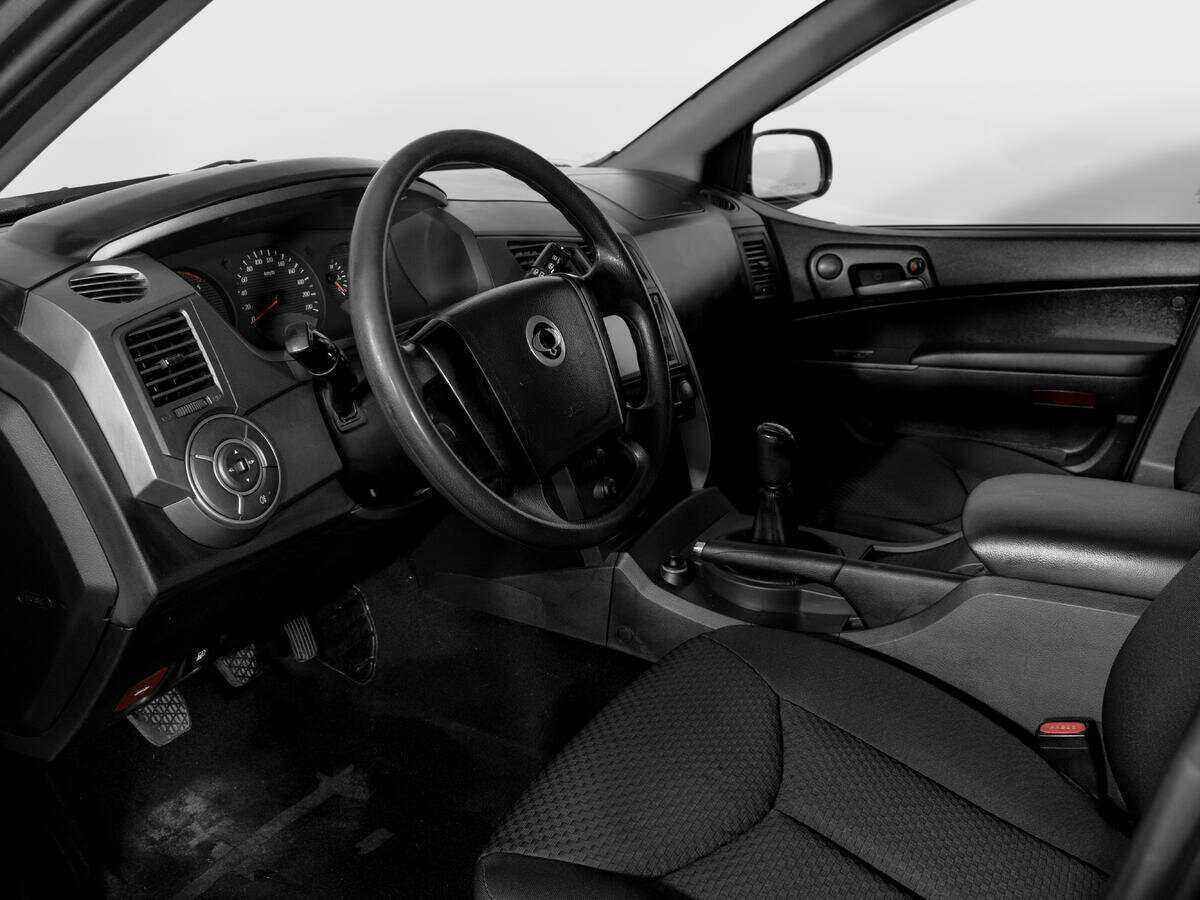 SsangYong Kyron б/у, 2012, Механическая. Фото: #15