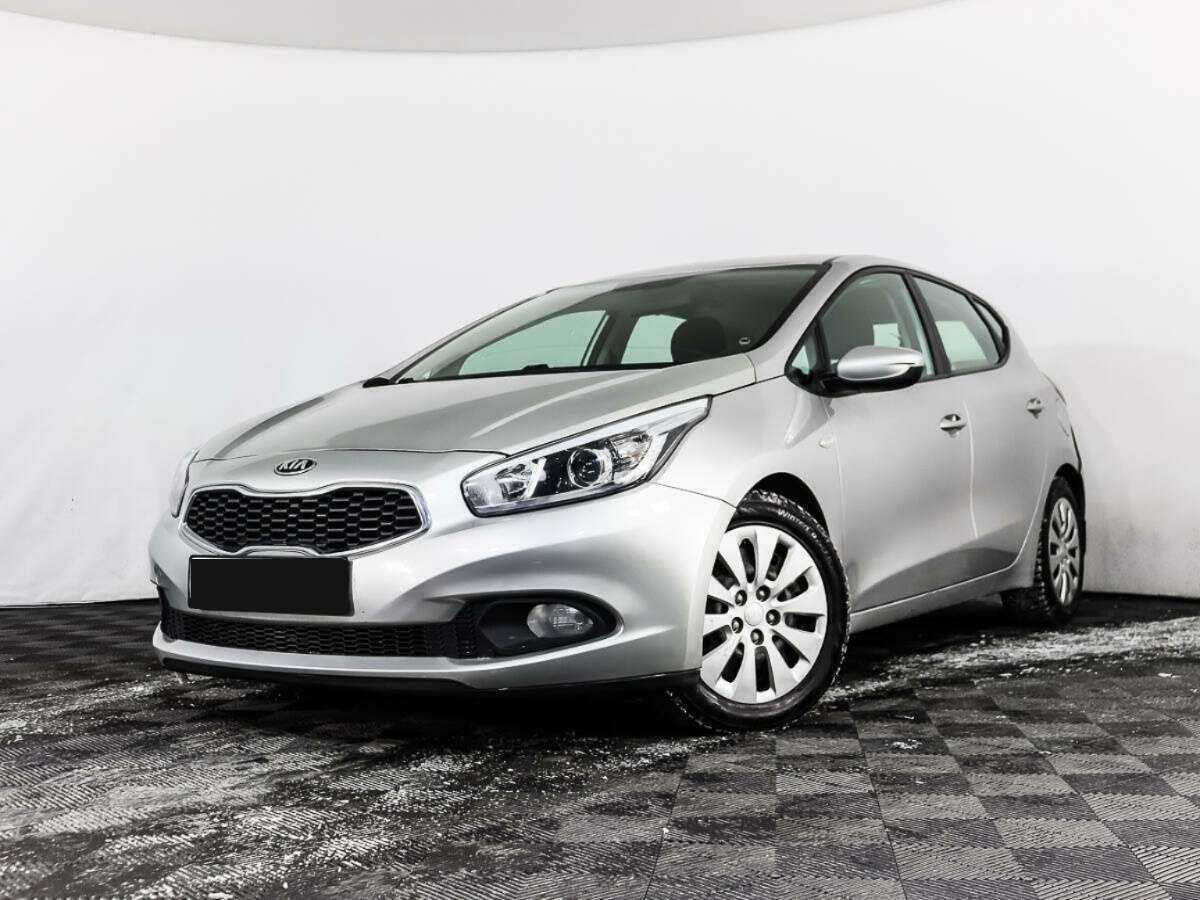 Kia Ceed б/у, 2013, Механическая. Посмотреть фото