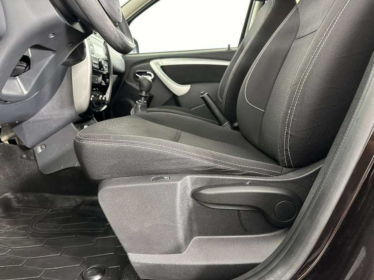 Nissan Terrano б/у, 2019, Механическая. Фото: #8