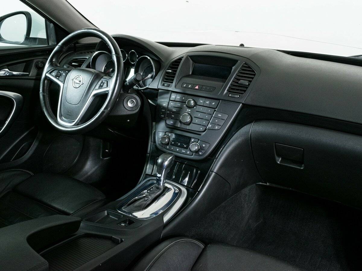 Opel Insignia б/у, 2012, Автоматическая. Фото: #9