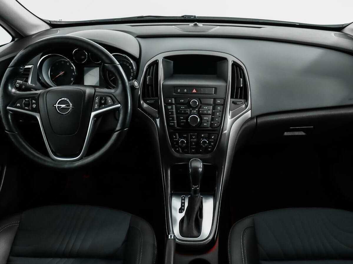 Opel Astra б/у, 2013, Автоматическая. Фото: #11
