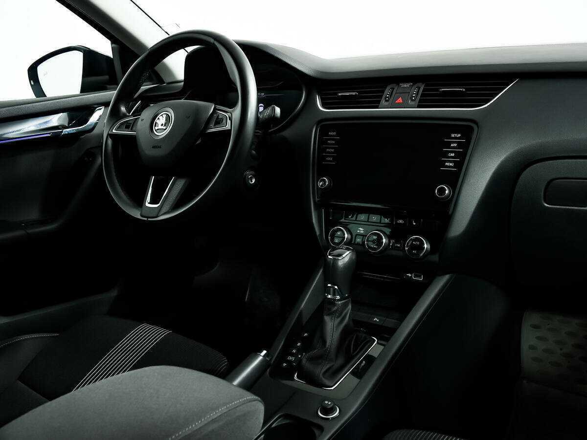 Skoda Octavia б/у, 2019, Роботизированная. Фото: #8