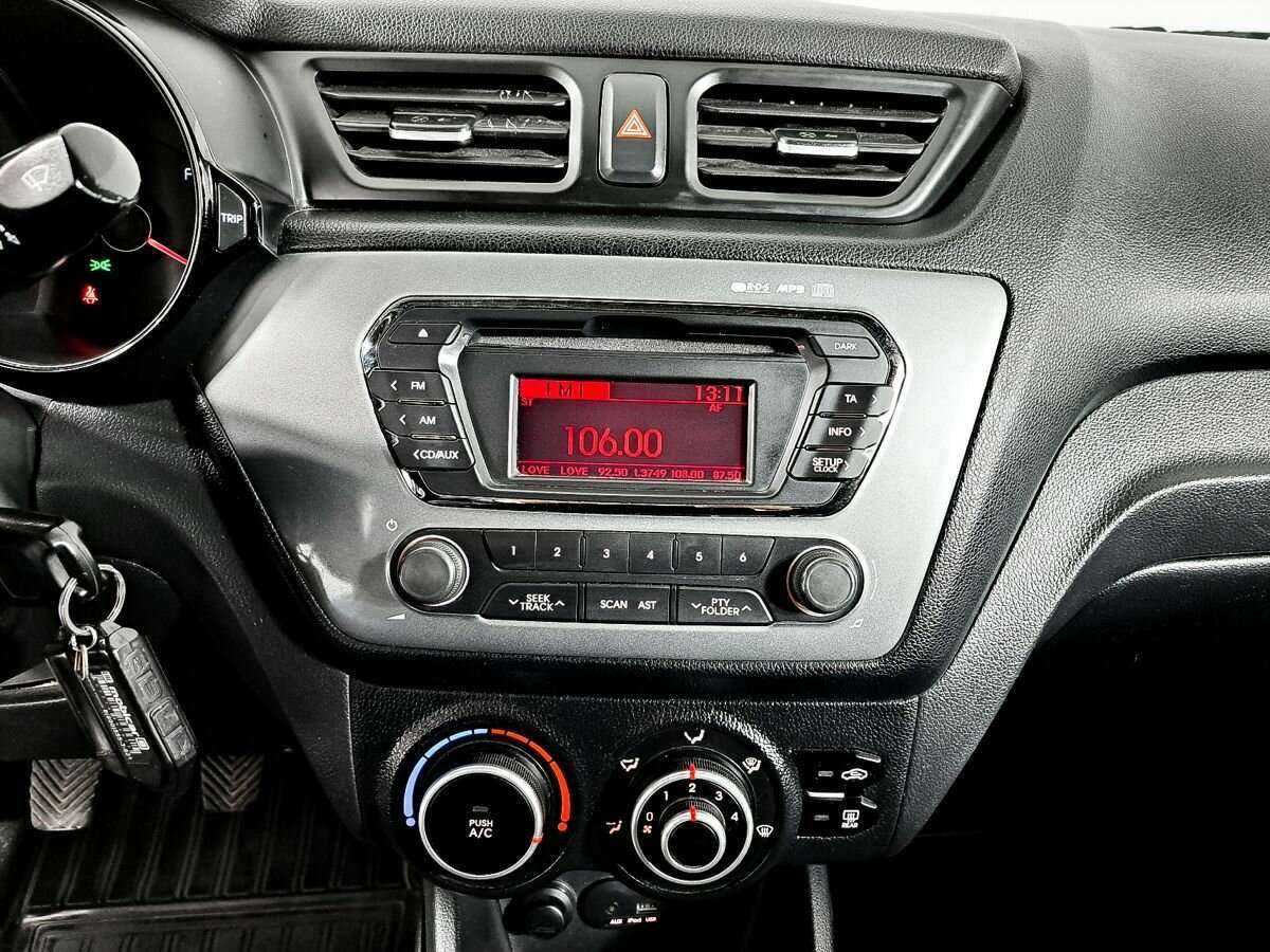 Kia Rio б/у, 2015, Механическая. Фото: #11