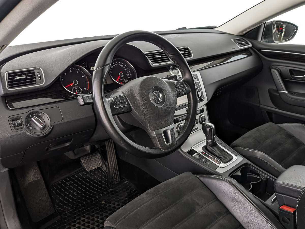 Volkswagen Passat CC б/у, 2012, Роботизированная. Фото: #13
