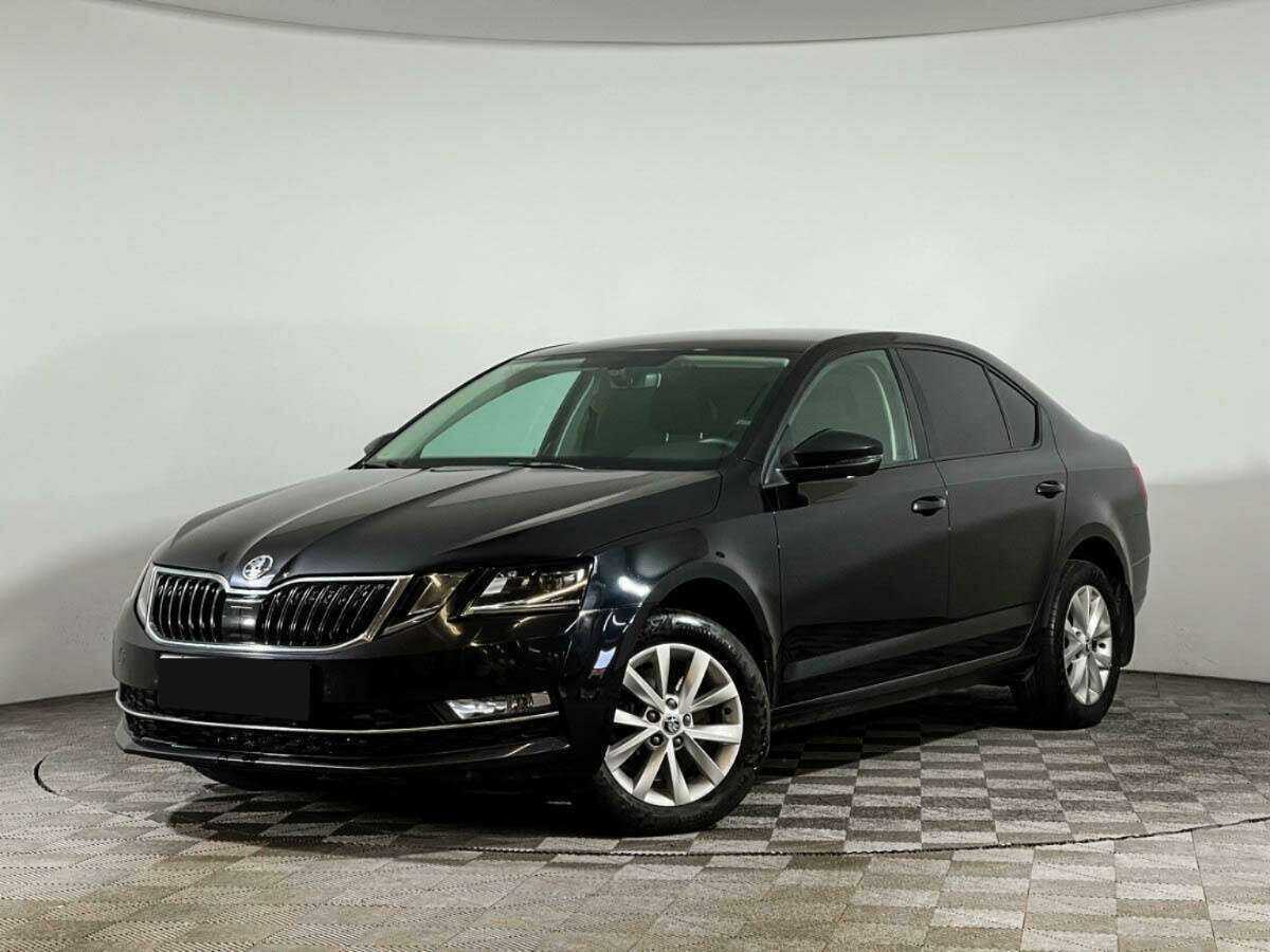 Skoda Octavia б/у, 2018, Роботизированная. Посмотреть фото