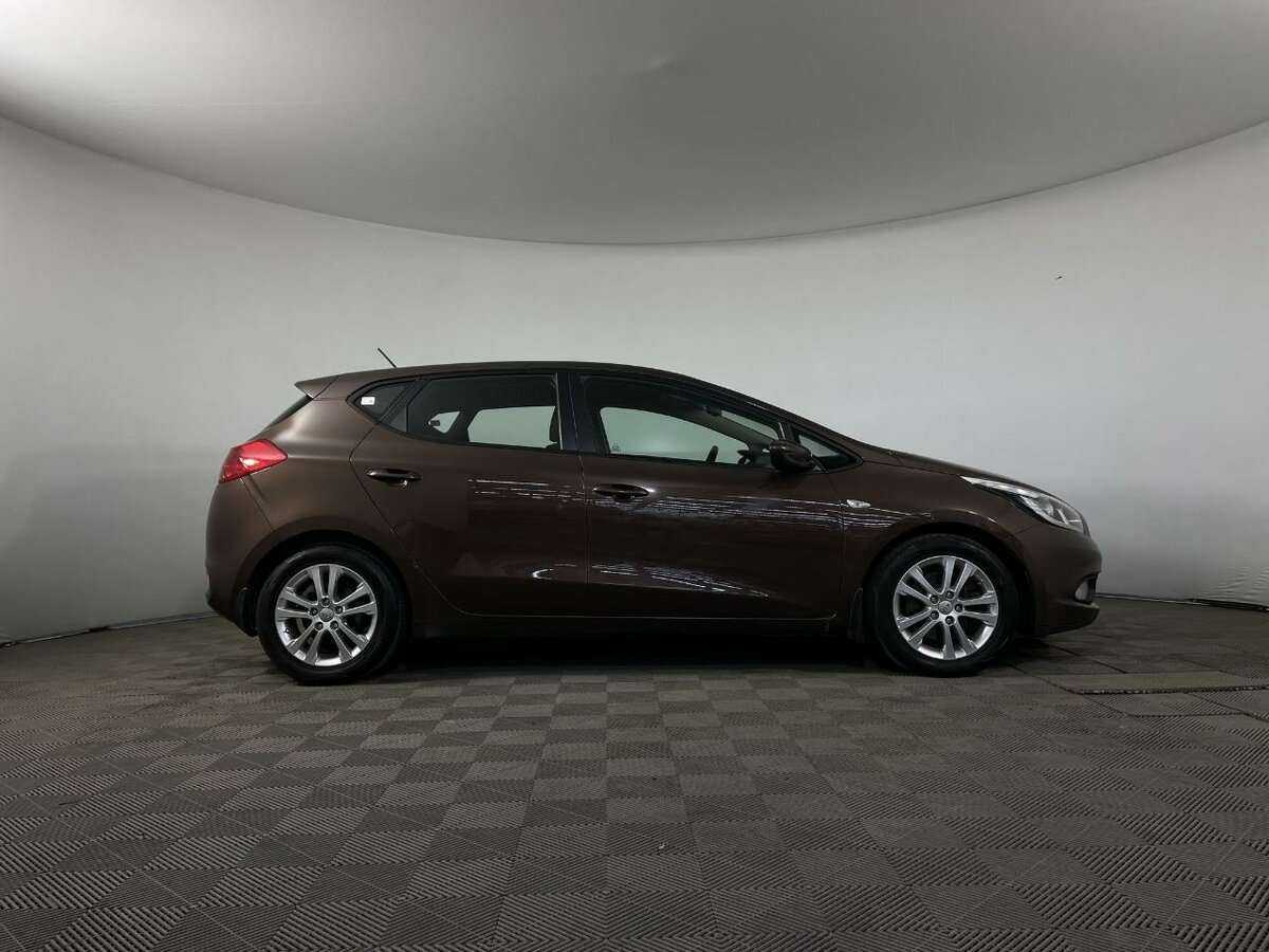 Kia Ceed б/у, 2013, Автоматическая. Фото: #3