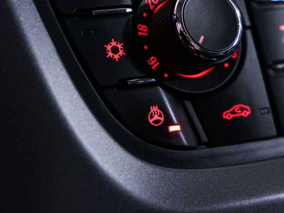 Opel Astra б/у, 2014, Автоматическая. Фото: #16