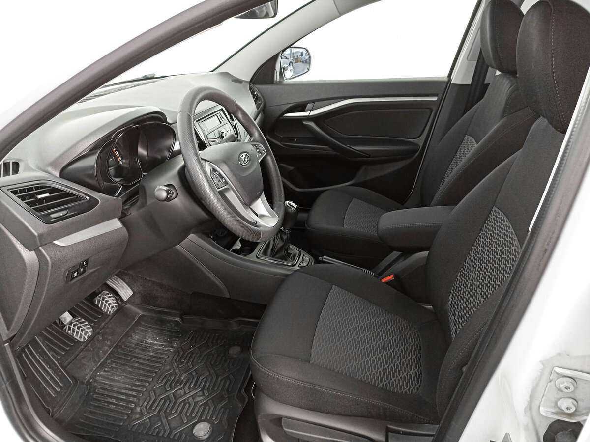 Lada (ВАЗ) Vesta б/у, 2020, Механическая. Фото: #13