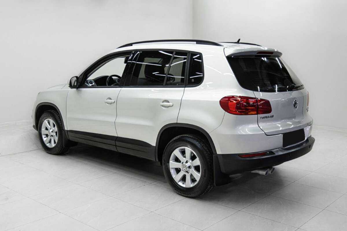 Volkswagen Tiguan б/у, 2013, Автоматическая. Фото: #5