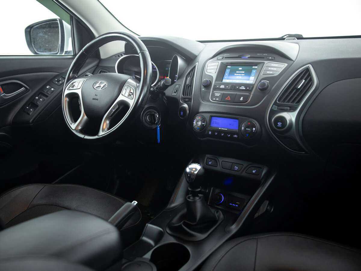 Hyundai ix35 б/у, 2015, Механическая. Фото: #8