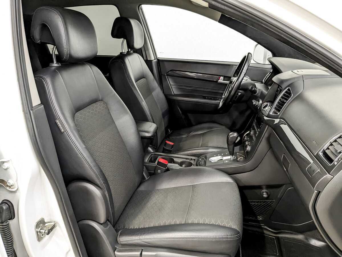 Chevrolet Captiva б/у, 2013, Автоматическая. Фото: #22