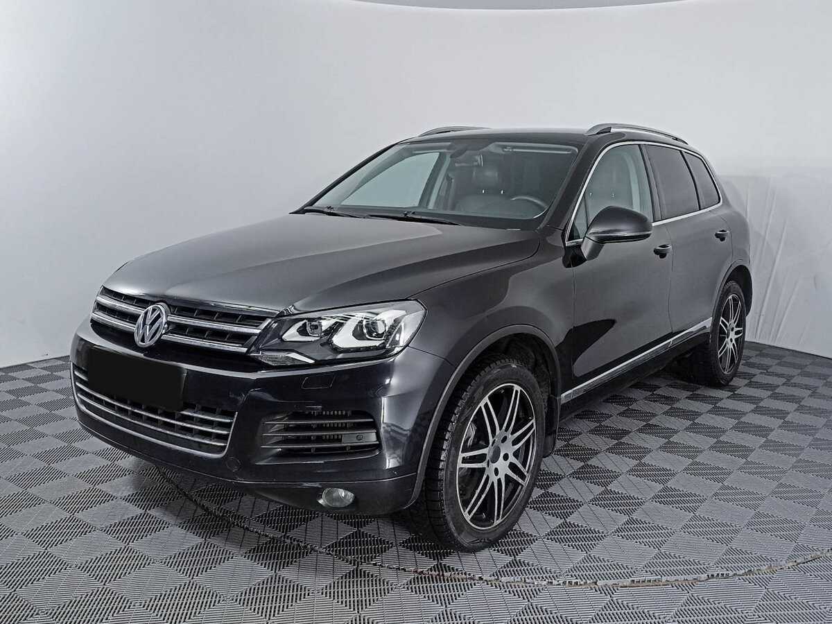 Volkswagen Touareg б/у, 2013, Автоматическая. Фото: #0