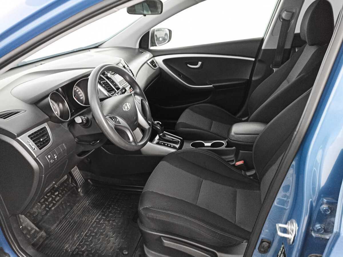 Hyundai i30 б/у, 2013, Автоматическая. Фото: #15
