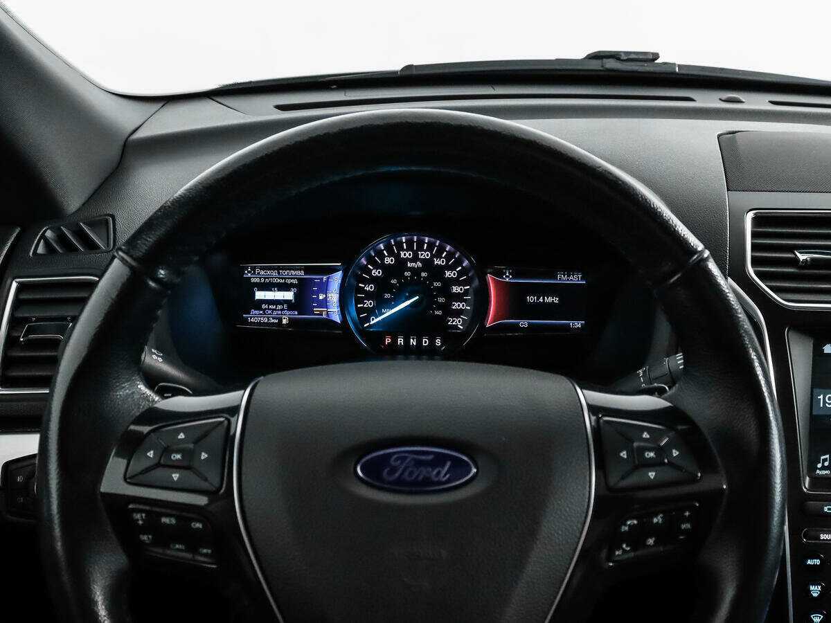 Ford Explorer б/у, 2017, Автоматическая. Фото: #18