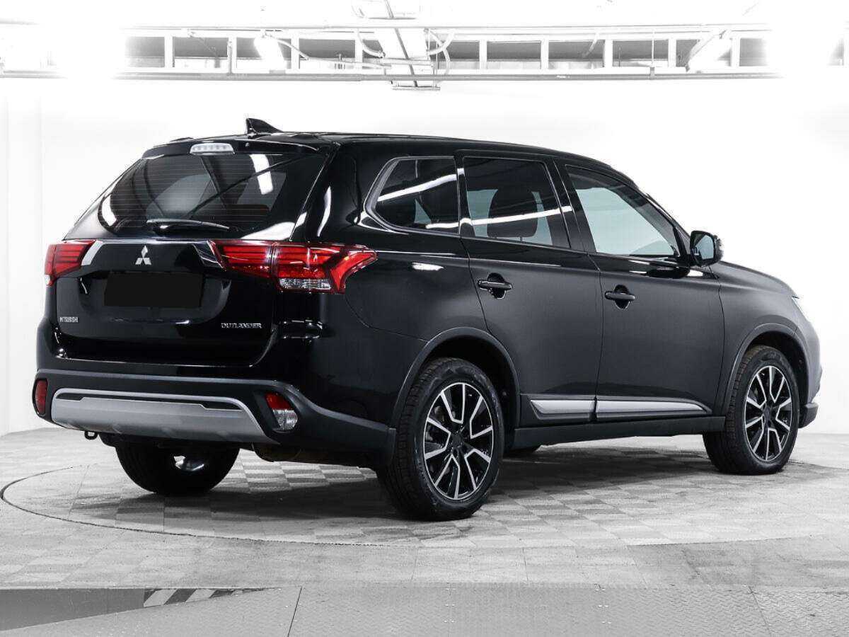 Mitsubishi Outlander б/у, 2018, Вариатор. Фото: #4