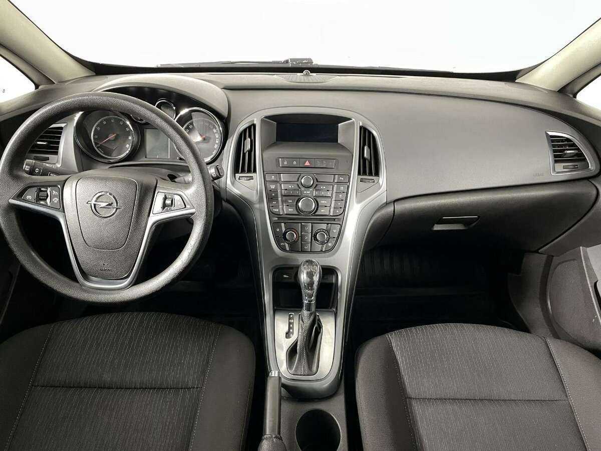 Opel Astra б/у, 2013, Автоматическая. Фото: #6