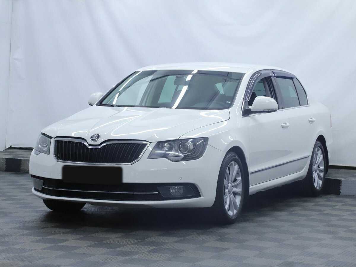 Skoda Superb б/у, 2013, Автоматическая. Фото: #0