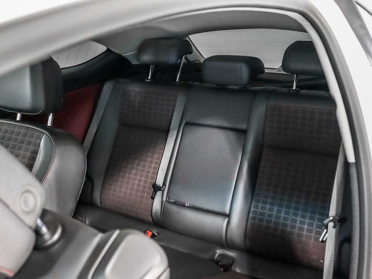 Opel Astra б/у, 2012, Автоматическая. Фото: #9