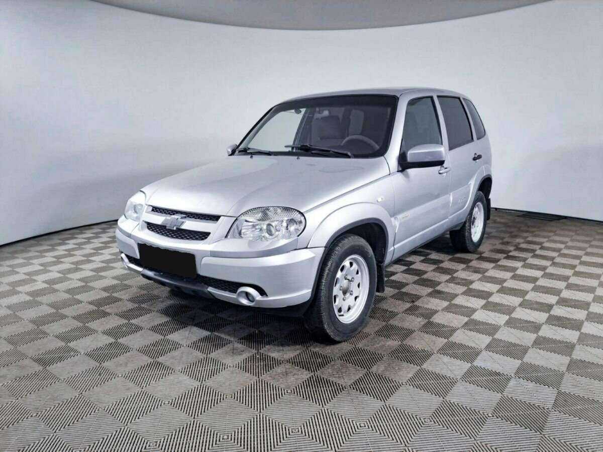 Chevrolet Niva б/у, 2016, Механическая. Фото: #0