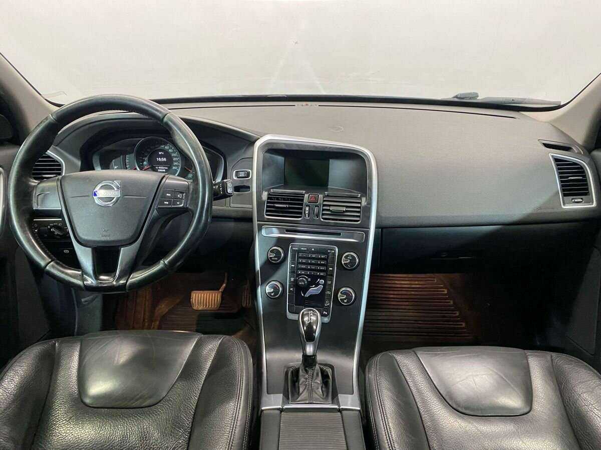Volvo XC60 б/у, 2013, Автоматическая. Фото: #8