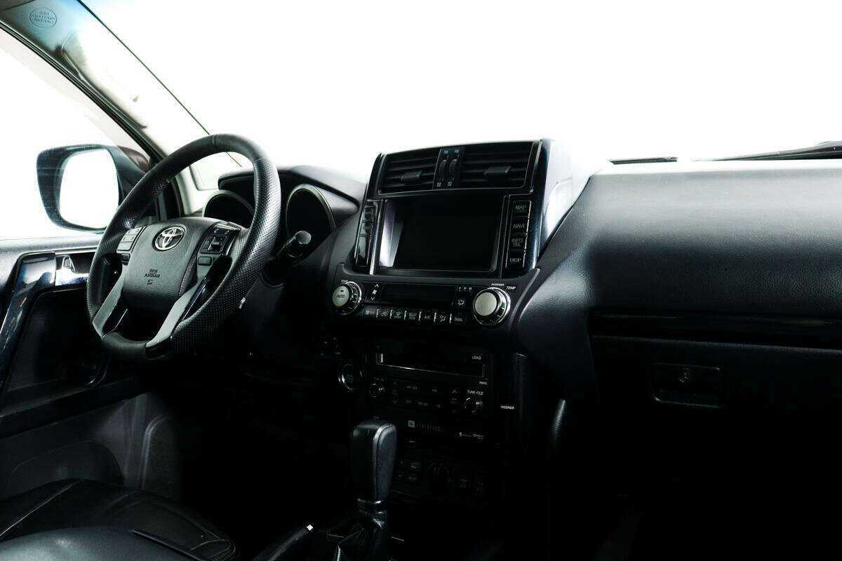 Toyota Land Cruiser Prado б/у, 2012, Автоматическая. Фото: #6