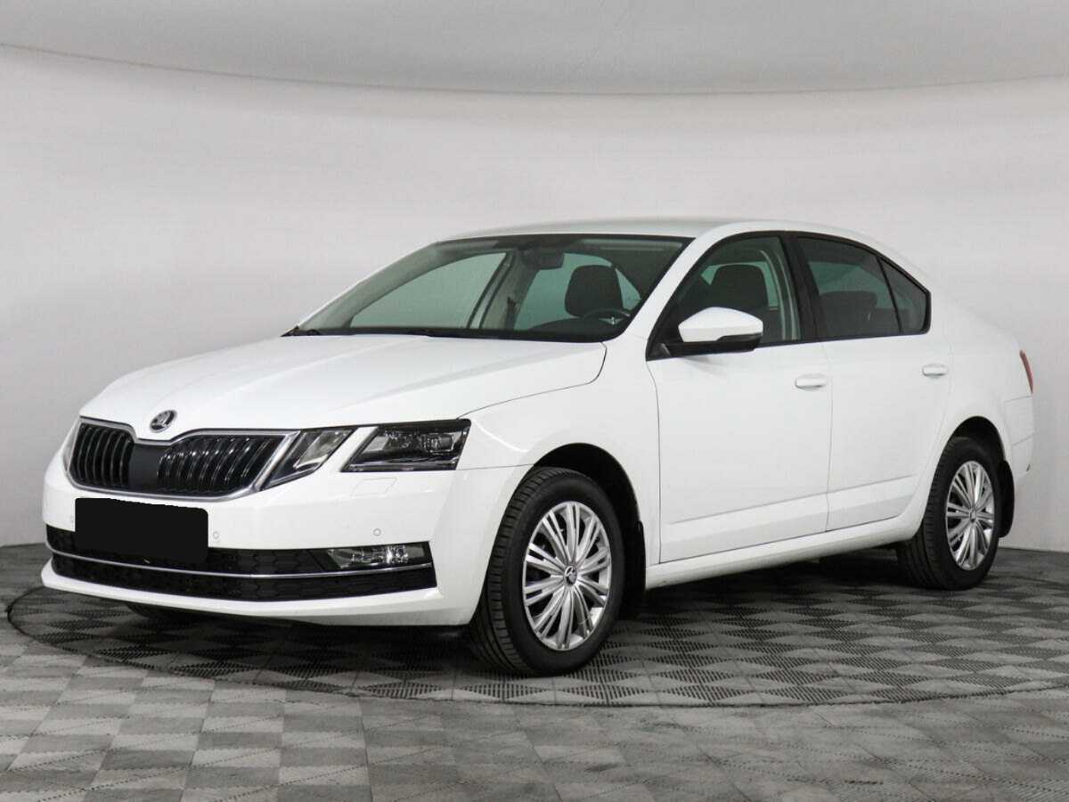 Skoda Octavia б/у, 2018, Роботизированная. Посмотреть фото